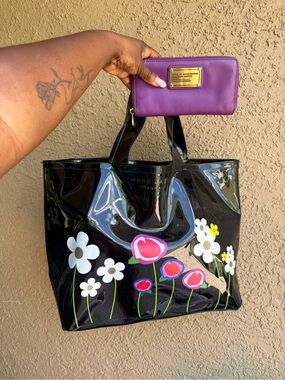 Marc Jacobs Black Tote & wallet set